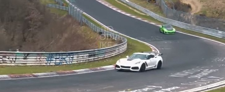2019 Porsche 911 GT3 RS Chases 2019 Chevrolet Corvette ZR1 on Nurburgring