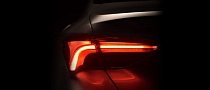 2019 Toyota Avalon Teases Audi-like Indicator as NAIAS Launch Draws Nearer