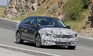 2019 Volkswagen Passat Facelift Spied, Prototype is Plug-In Hybrid