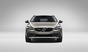 2019 Volvo V40 Will Spawn New EV With Two Battery Options