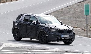 2019 Volvo XC40 Spied Testing, Reveals Its Interior