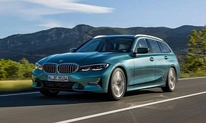 2020 BMW 3 Series Touring (G21) Looks Predictable In Official Pictures