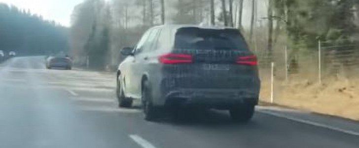2020 BMW X5 M Chases BMW M8 Convertible On Highway
