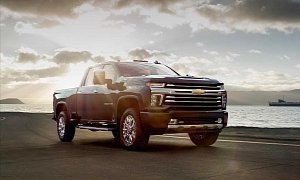 2020 Chevrolet Silverado HD Looks Bling-Bling In High Country Flavor