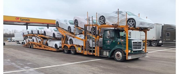 2020 Corvette transport trucks