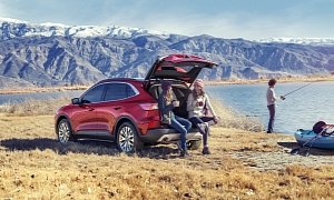 2020 Ford Escape Hybrid Has Best-in-Class Fuel Efficiency, Rated at 41 MPG