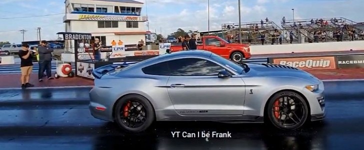 2020 Ford Mustang Shelby GT500 Drag Races Boosted F-150
