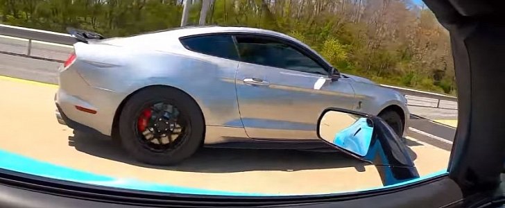 2020 Ford Mustang Shelby GT500 "Thousand HP" Races Corvette ZR1
