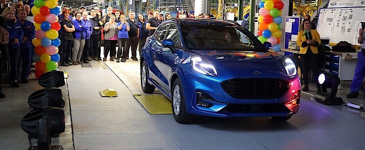 First Ford Puma rolls off assembly lines in Romania
