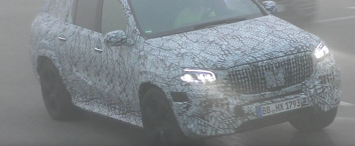 2020 Mercedes-AMG GLS 63 Spied Testing With New Grille 