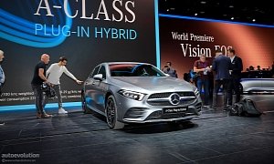2020 Mercedes-Benz A 250 e Plug-In Hybrid Hatchback Packs 15.6-kWh Battery