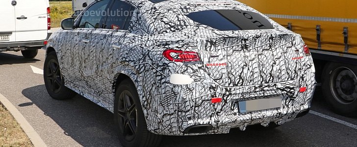 2020 Mercedes GLE Coupe Spied Up Close With AMG Line Kit