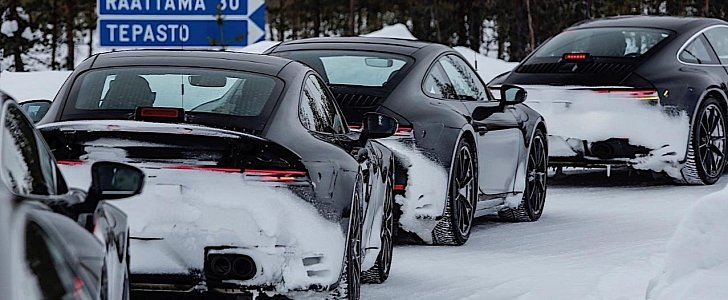 Convoy of 2020 Porsche 911 testing in Finland