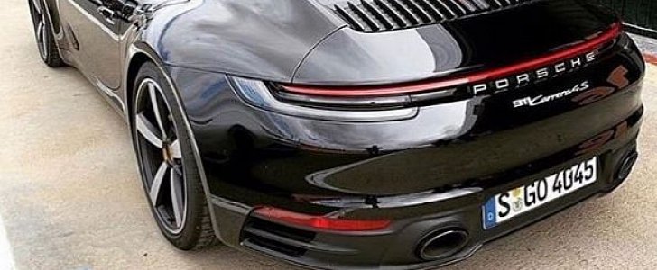 2020 Porsche 911 Shows Black Beauty Spec