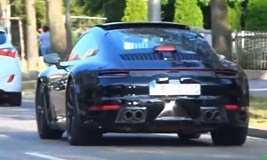 2020 Porsche 911 Shows Up in German Traffic, Looks Ready for Debut