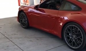 2019 Porsche 911 Stops at Californian Gas Station, Shows Clear View of Dashboard