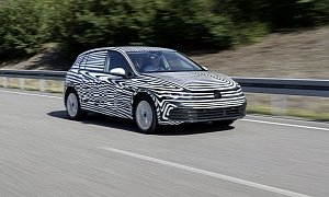 2020 Volkswagen Golf 8 Changes Camouflage Ahead Of Fall 2019 World Debut