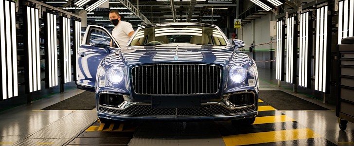 2021 Bentley Flying Spur V8 production in Crewe, UK