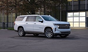 2021 Chevrolet Suburban Costs $2,700 More Than the Tahoe