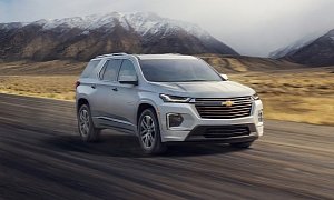 2021 Chevrolet Traverse Features Chintzier Exterior Design, 8” Driver Display