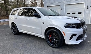 2021 Dodge Durango SRT Hellcat With Delivery Miles Is Begging to Intimidate Your Neighbors
