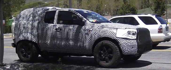  2021 Ford Bronco Prototype Spied on Video, Testing 2.3L Turbo Engine