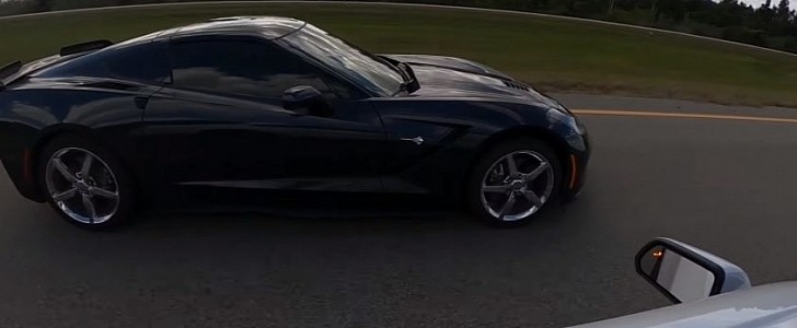 2021 Ford Mustang GT Races C7 Chevrolet Corvette