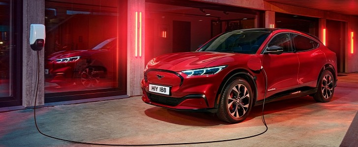 2021 Ford Mustang Mach-E charging network UK