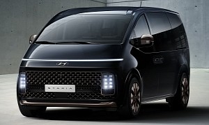 2021 Hyundai Staria Minivan Arrives in Germany With Diesel Power, Optional AWD