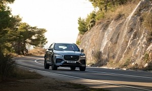 2021 Jaguar F-Pace Revamps the Cockpit With Pivi Experience, Is Electrified