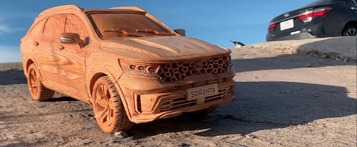 Wooden Model of the 2021 Kia Sorento