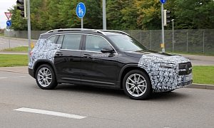 2021 Mercedes-Benz EQB Spied, Expected With 60-kWh Battery