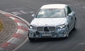 2021 Mercedes-Benz S-Class Looks Appropriately Slow During Nürburgring Testing