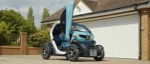 2021 Renault Twizy Tiny EV Will Give You Cold Ears, Wet Hands If It Rains