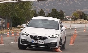 2021 SEAT Leon Struggles in Moose Test, Handles Worse Than Old Model