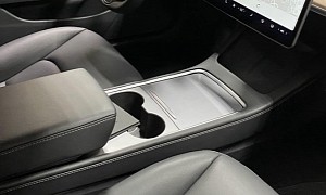 2021 Tesla Model 3 Redesigned Center Console and Chrome-Delete Trim Revealed