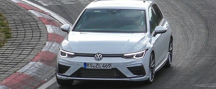 2021 Volkswagen Golf 8 R Spied Testing With Manual Gearbox Ahead of Debut
