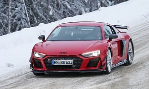 2022 Audi R8 V10 Spied Without Any Camouflage, but What Is It Hiding?