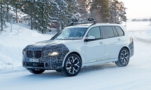 2022 BMW X7 LCI Looks Like It’s Getting a 1990s Dodge Ram Truck Front End