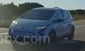 2022 Chevrolet Bolt EV Facelift Caught on Dashcam