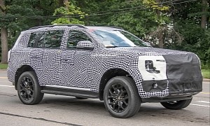 2022 Ford Everest Spied in the U.S. As the Ranger’s Family-Friendly Sibling