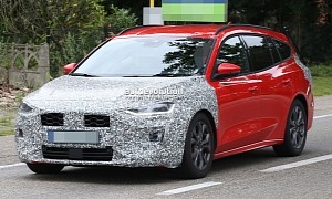 2022 Ford Focus ST Estate Spied With Minimal Changes, Looks Almost Ready for Debut