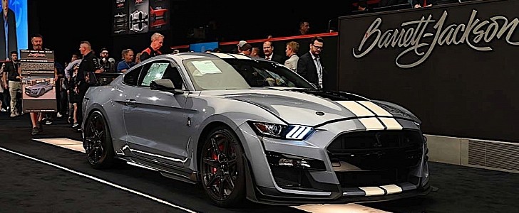 2022 Ford Shelby GT500 Heritage Edition snatches one million dollars at auction