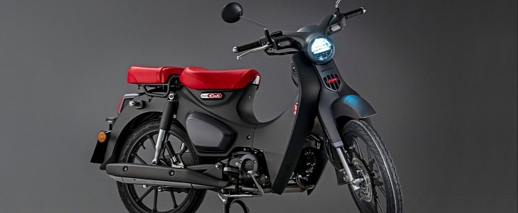 The 2022 Honda Super Cub 125 complies to Euro5 regulations and comes with upgraded features