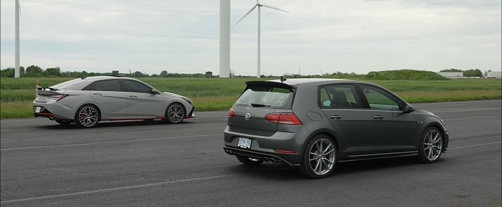 2022 Hyundai Elantra N DCT Drag Races VW Golf R Mk 7.5