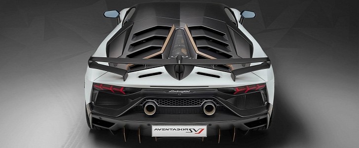  Lamborghini Aventador SVJ