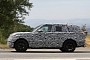 2022 Land Rover Ranger Rover Gets Caught PHEV-Testing, Sports an Odd Humpback