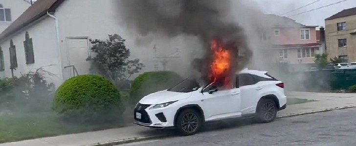 2022 Lexus RX450h with 2,000 miles catches fire on June 2