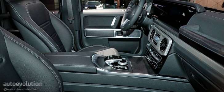 2022 Mercedes-Benz G-Class interior