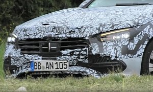 2022 Mercedes-Benz C-Class Loses Some Camo, Shows Bumper and Grille in Germany